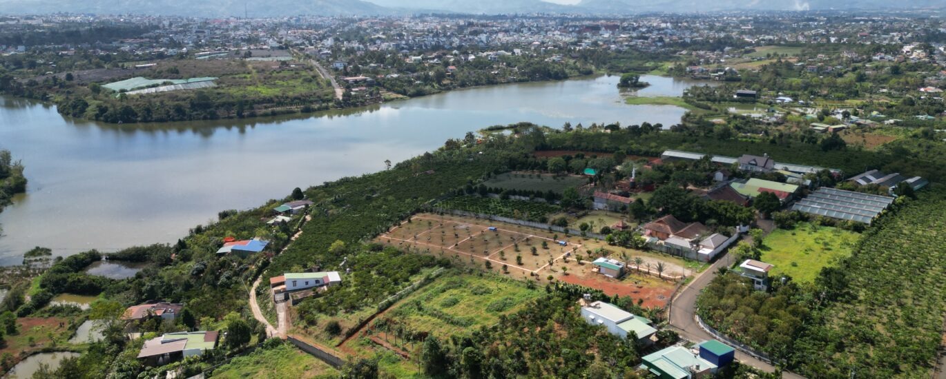 đất 2 mặt tiền hồ Nam Phương & chùa Trà