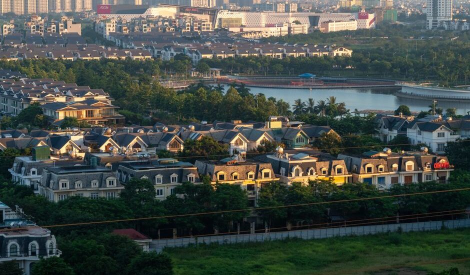 NHNN Ban Hành Quyết Định Mới Về Trần Lãi Suất Huy Động: Thị Trường BĐS Sẽ Biến Động Ra Sao?