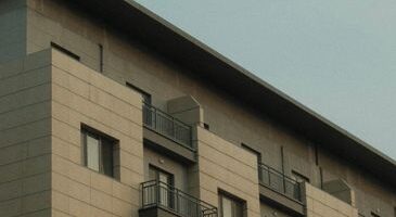 Thị trường Căn hộ Tăng Nhiệt: Báo cáo tháng 7/2026 của Bộ Xây dựng Chỉ ra Dấu hiệu Phục hồi Rõ Rệt